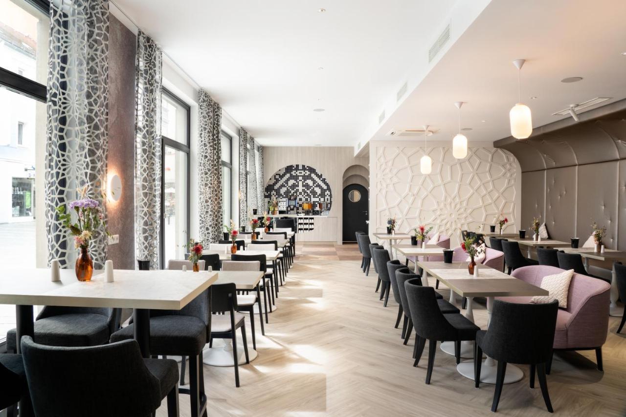 Elaya Hotel Regensburg City Center エクステリア 写真