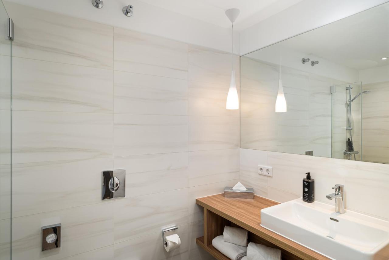 Elaya Hotel Regensburg City Center エクステリア 写真